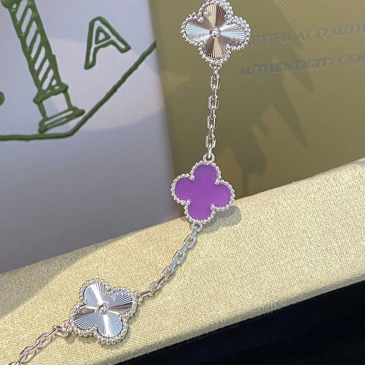 [MIRA]New  CLOVER 5 MOTIF VIOLET BRACELET COLLECTION