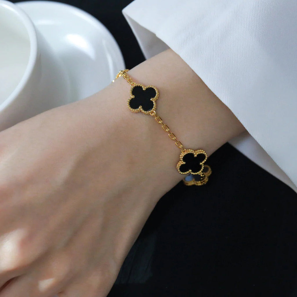 [MIRA]New CLOVER 5 MOTIF ONYXS BRACELET COLLECTION