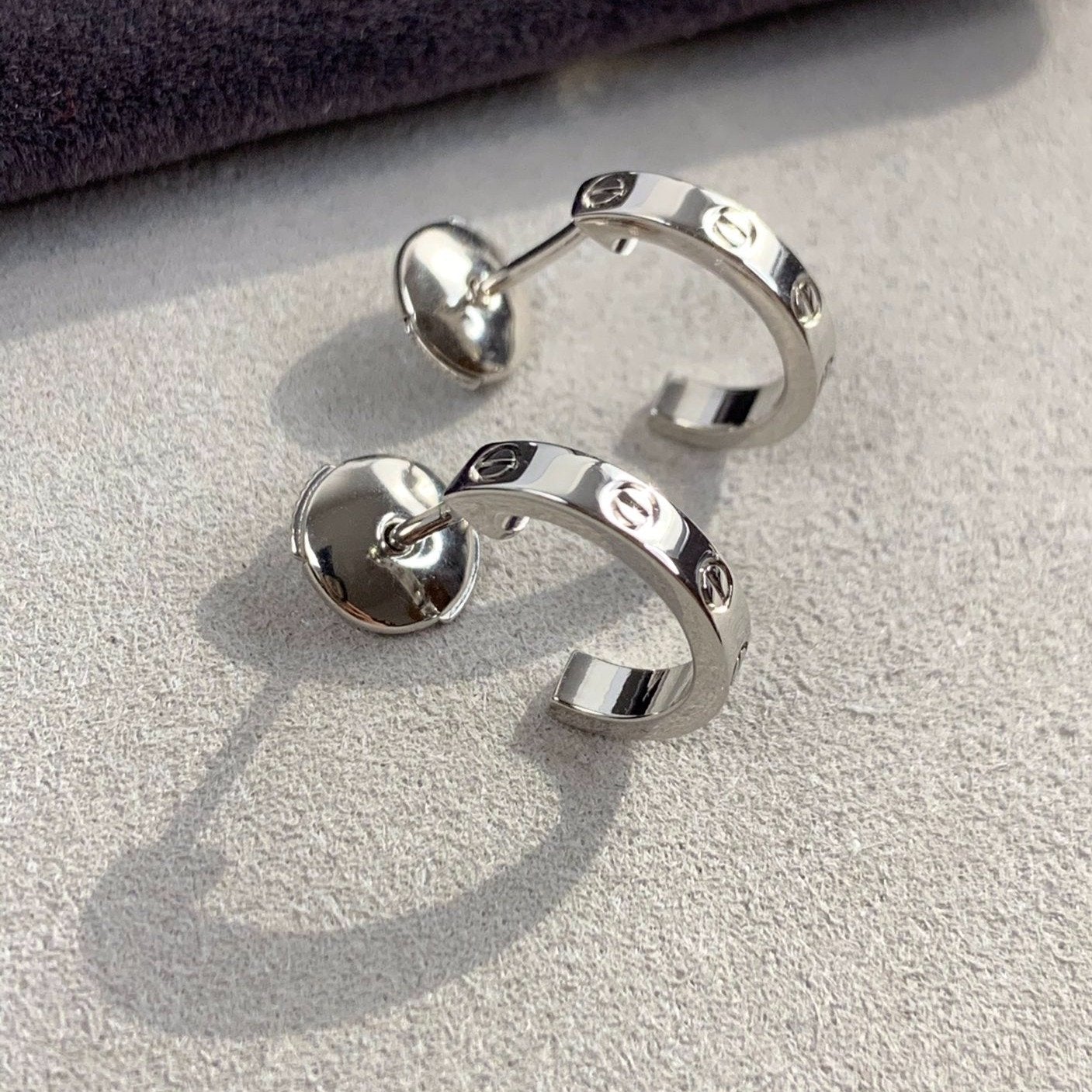 ??MIRA?¡¥LOVE EARRINGS 2.65MM SILVER