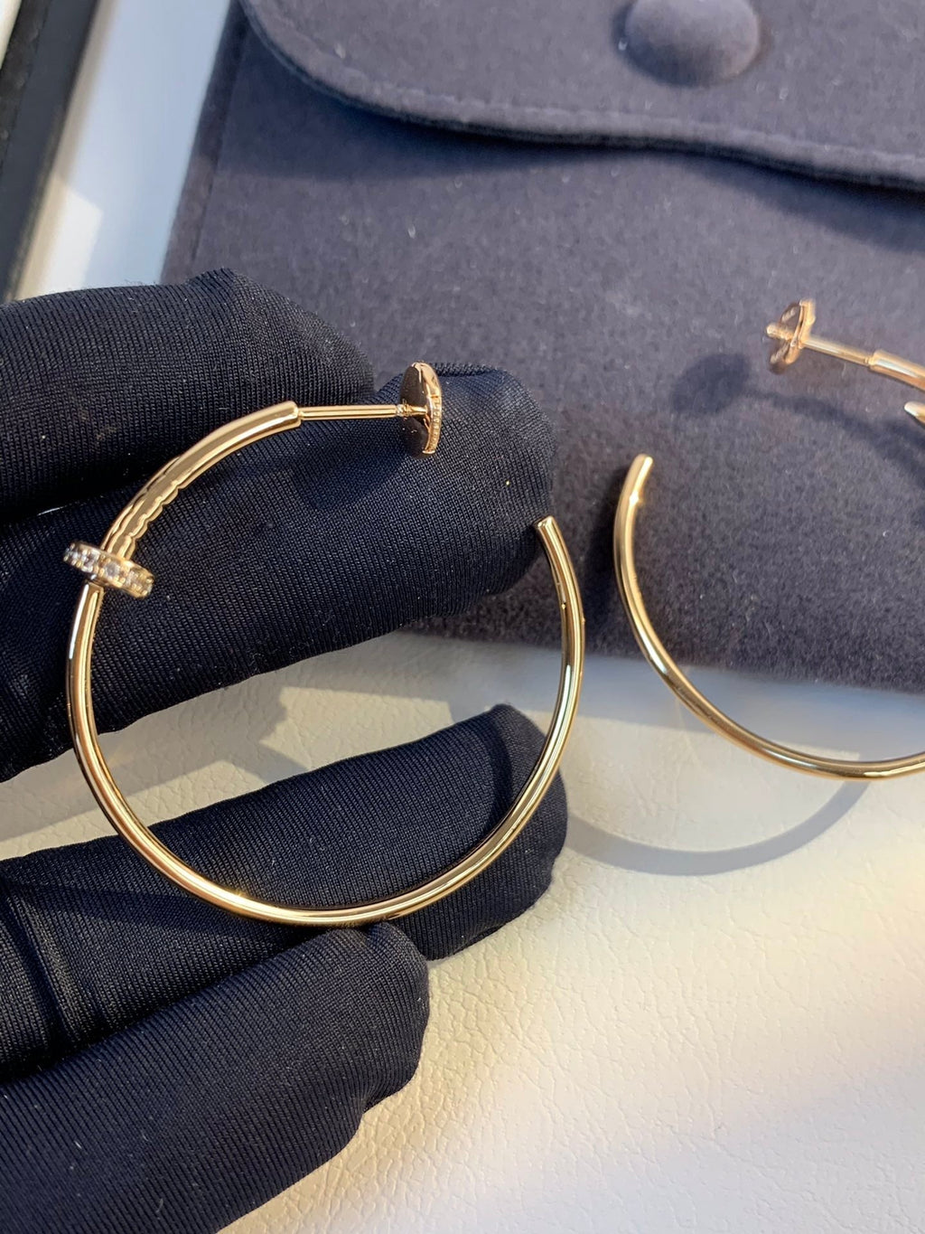 ??MIRA?¡¥JUSTE EARRINGS GOLD DIAMONDS 1.8MM