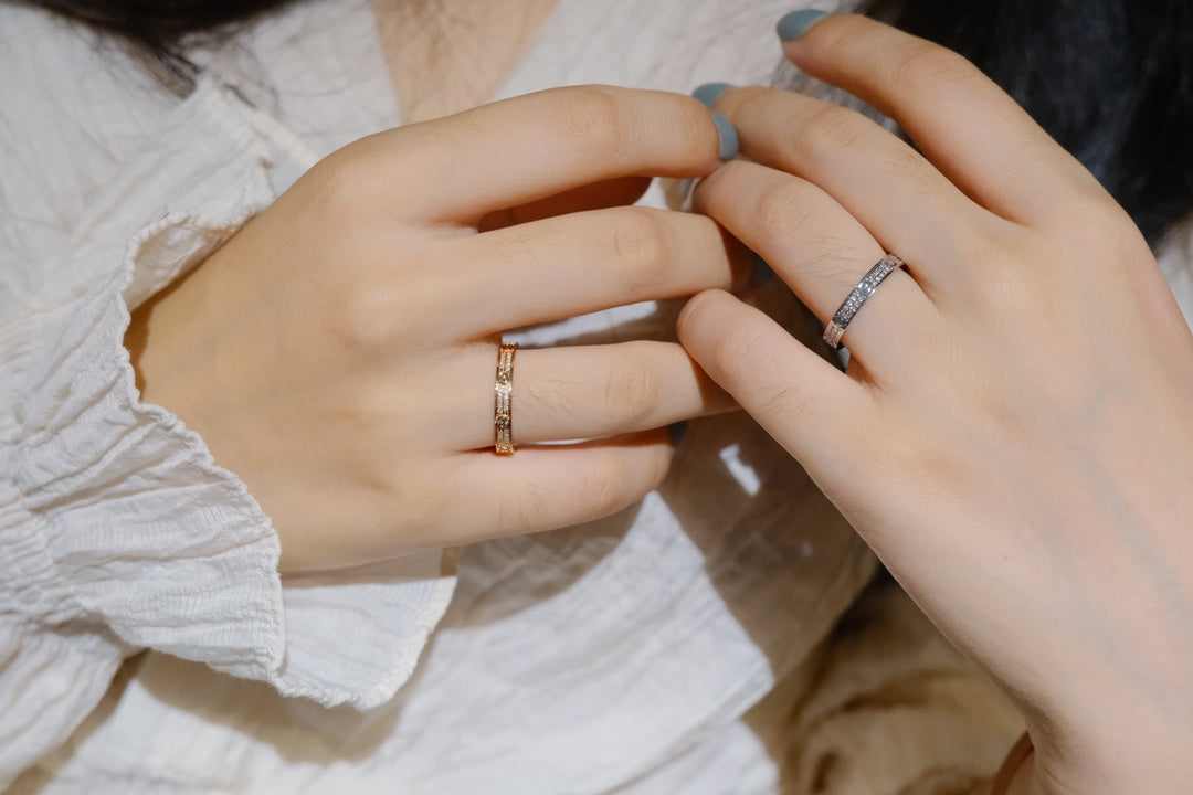 ??MIRA?¡¥LOVE RING 2.65MM DIAMOND
