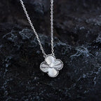 ??MIRA?¡¥CLOVER  15MM DIAMOND LASER NECKLACE SILVER