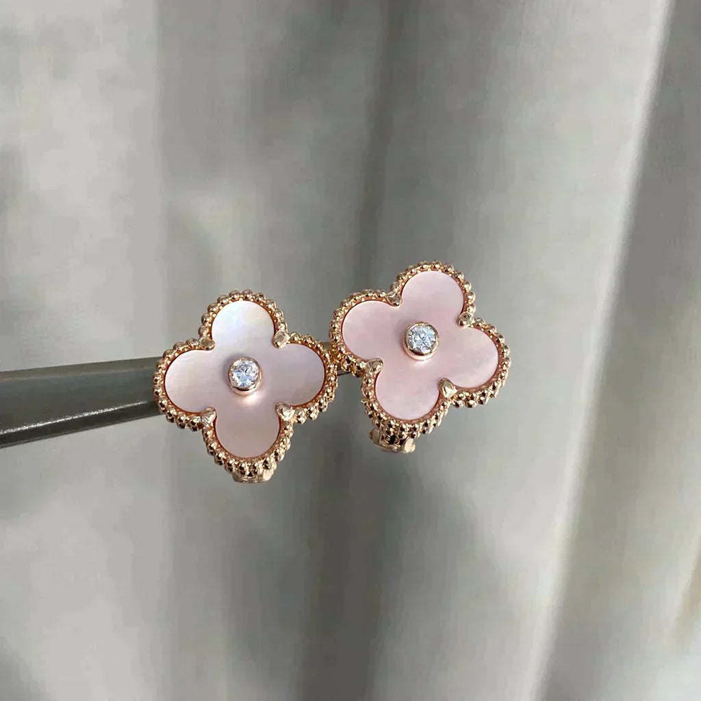 ??MIRA?¡¥CLOVER MEDIUM 1 MOTIFS  PINK MOP DIAMOND EARRINGS