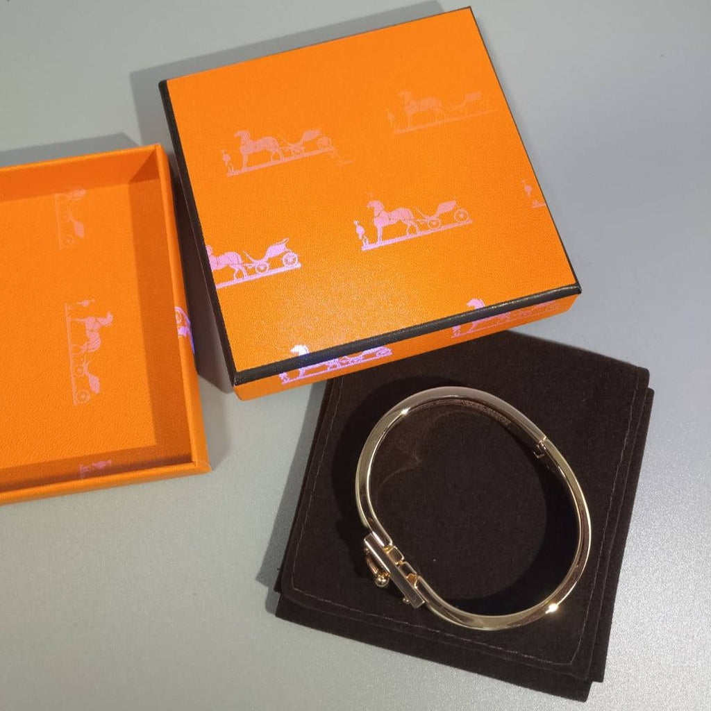 ??MIRA?¡¥H GREY BRACELET