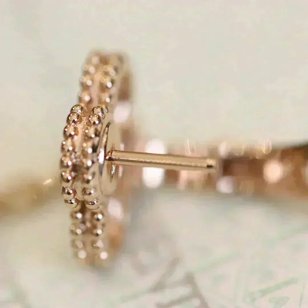 ??MIRA?¡¥CLOVER MEDIUM 1 MOTIFS FUll DIAMOND EARRINGS