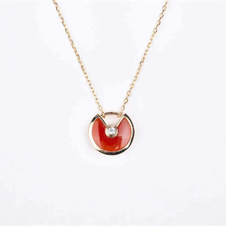 ??MIRA?¡¥AMULETTE GOLD CARNELIAN ONYX NECKLACE