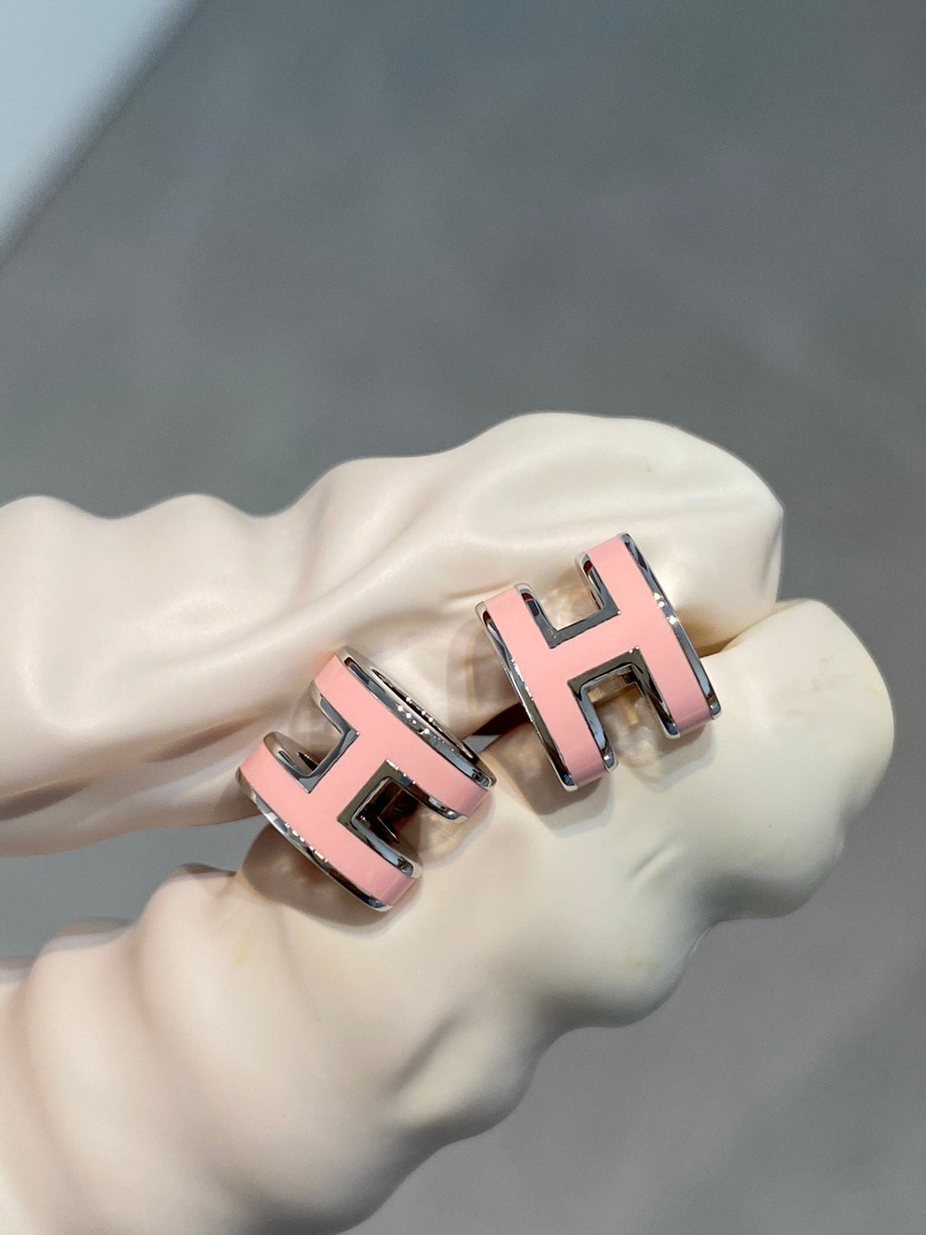 ??MIRA?¡¥MINI POP H SILVER EARRINGS PINK