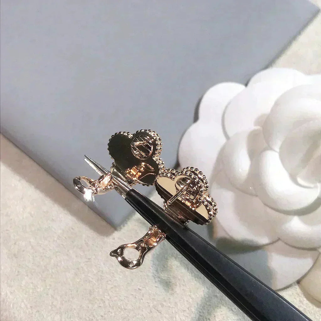 ??MIRA?¡¥CLOVER MEDIUM 1 MOTIFS  PINK MOP DIAMOND EARRINGS