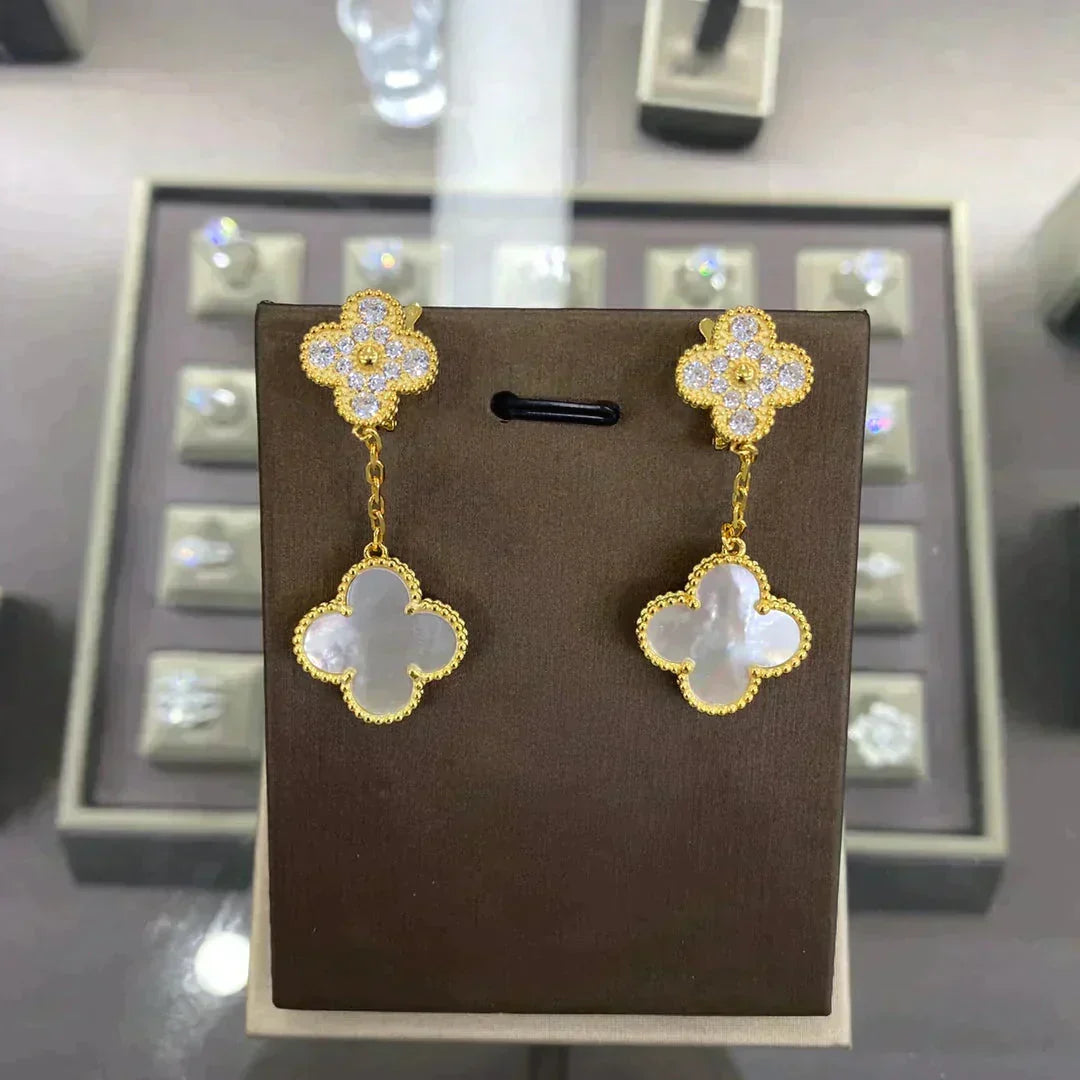 ??MIRA?¡¥CLOVER  2 MOTIFS  DIAMOND  EARRINGS (MULTIPLE CHOICES?¡ä