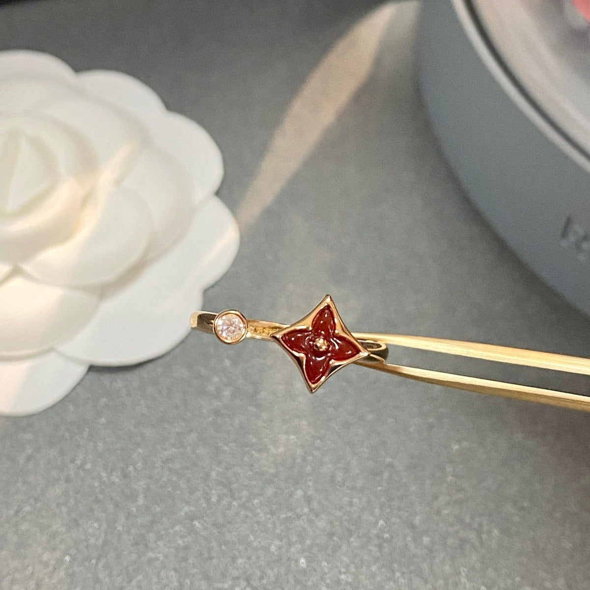 ??MIRA?¡¥STAR 1 DIAMOND OPEN RING