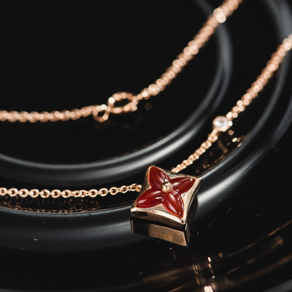 ??MIRA?¡¥STAR NECKLACE PINK GOLD 1 DIAMOND