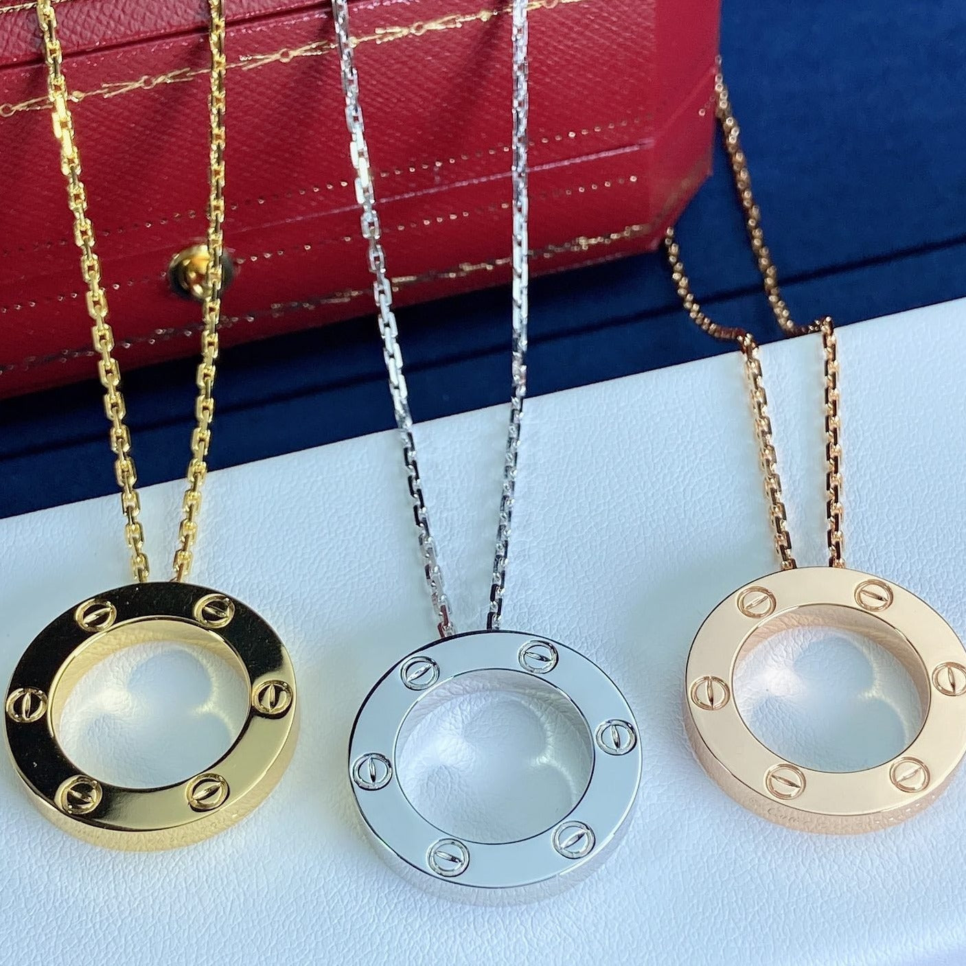 ??MIRA?¡¥LOVE NECKLACE 16MM