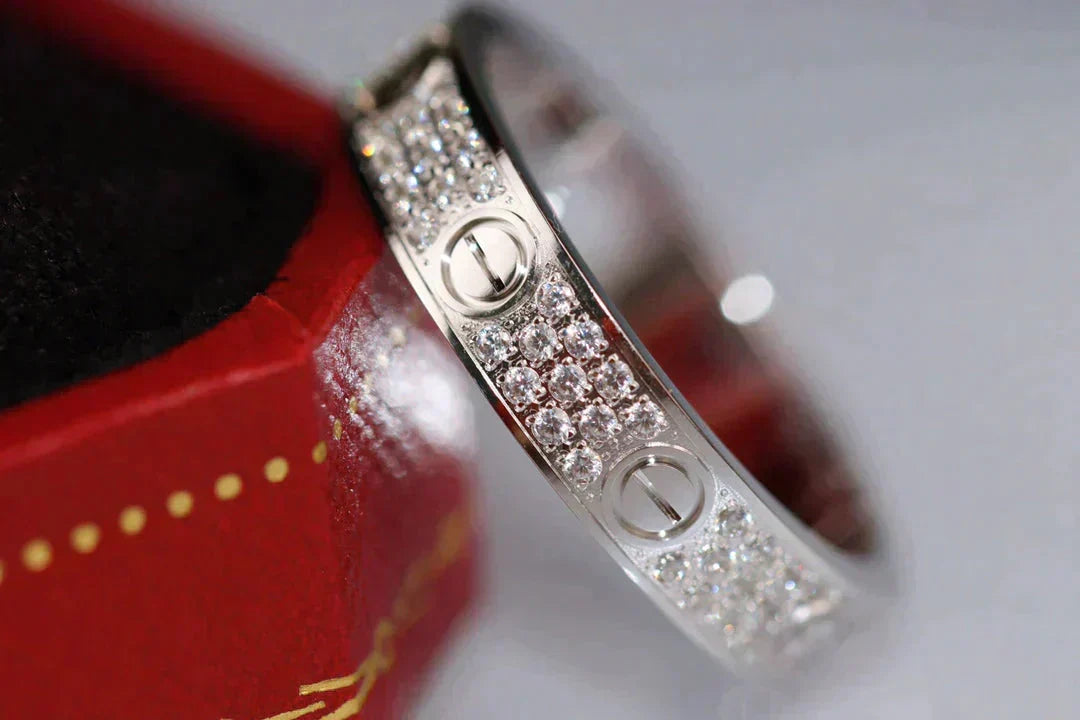 ??MIRA?¡¥LOVE RING 3.6MM DIAMOND PAVED