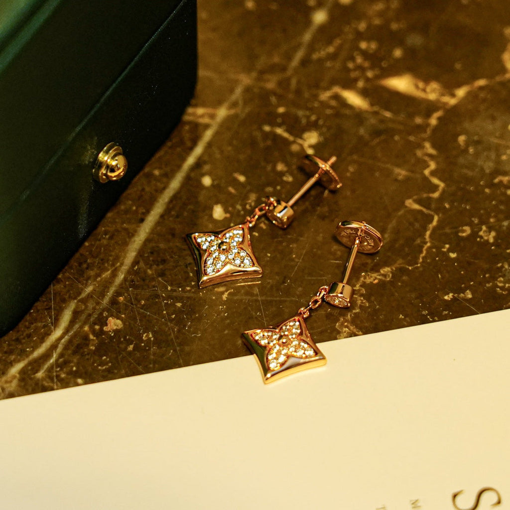 ??MIRA?¡¥STAR DIAMONDS EARRINGS GOLD