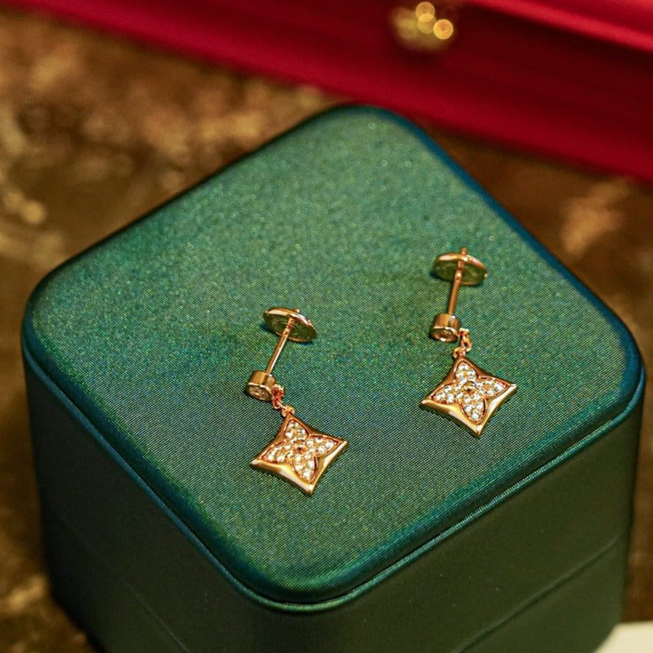 ??MIRA?¡¥STAR DIAMONDS EARRINGS GOLD