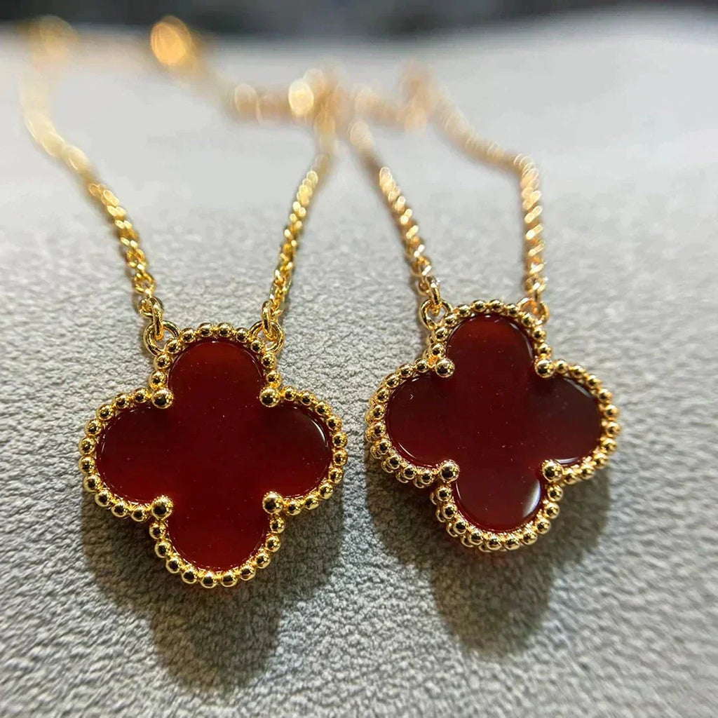 ??MIRA?¡¥CLOVER 15MM CARNELIAN SINGLE FLOWER NECKLACE