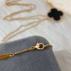 ??MIRA?¡¥CLOVER 25MM NECKLACE GOLD ONYX