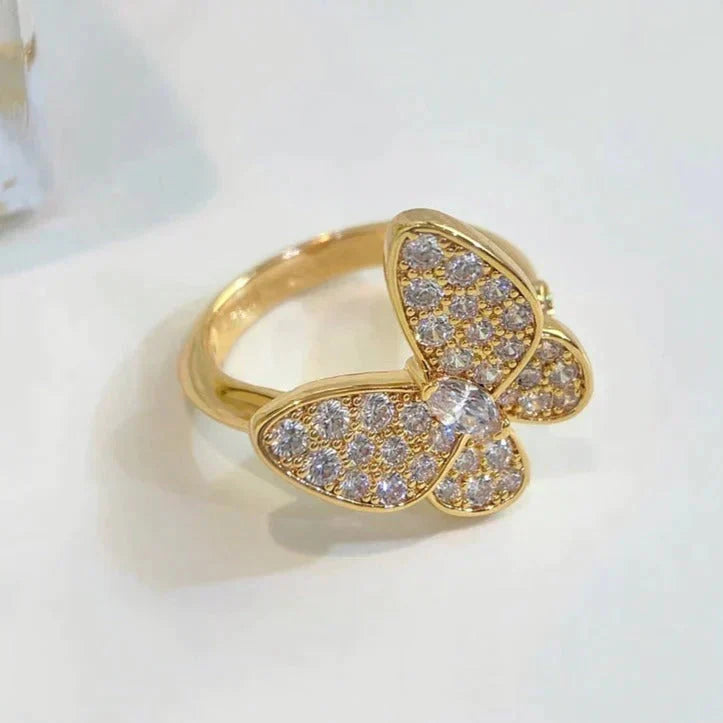 ??MIRA?¡¥BUTTERFLY DIAMOND RING