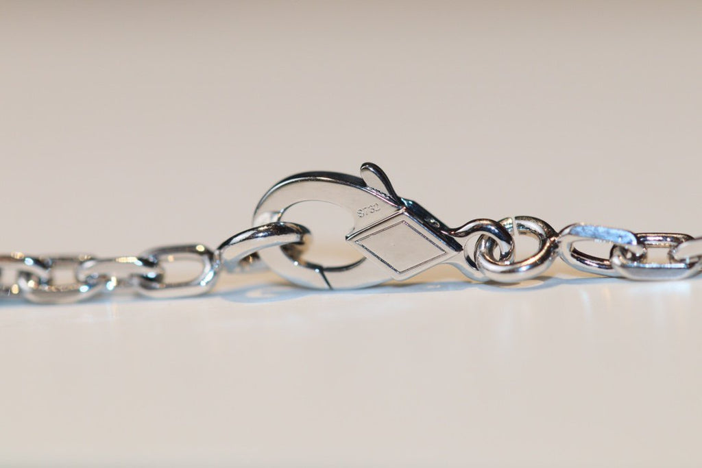 ??MIRA?¡¥CLOVER 20 MOTIFS ONYX DIAMOND SILVER