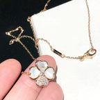 ??MIRA?¡¥CLOVER MOP DIAMOND ROSE GOLD NECKLACE