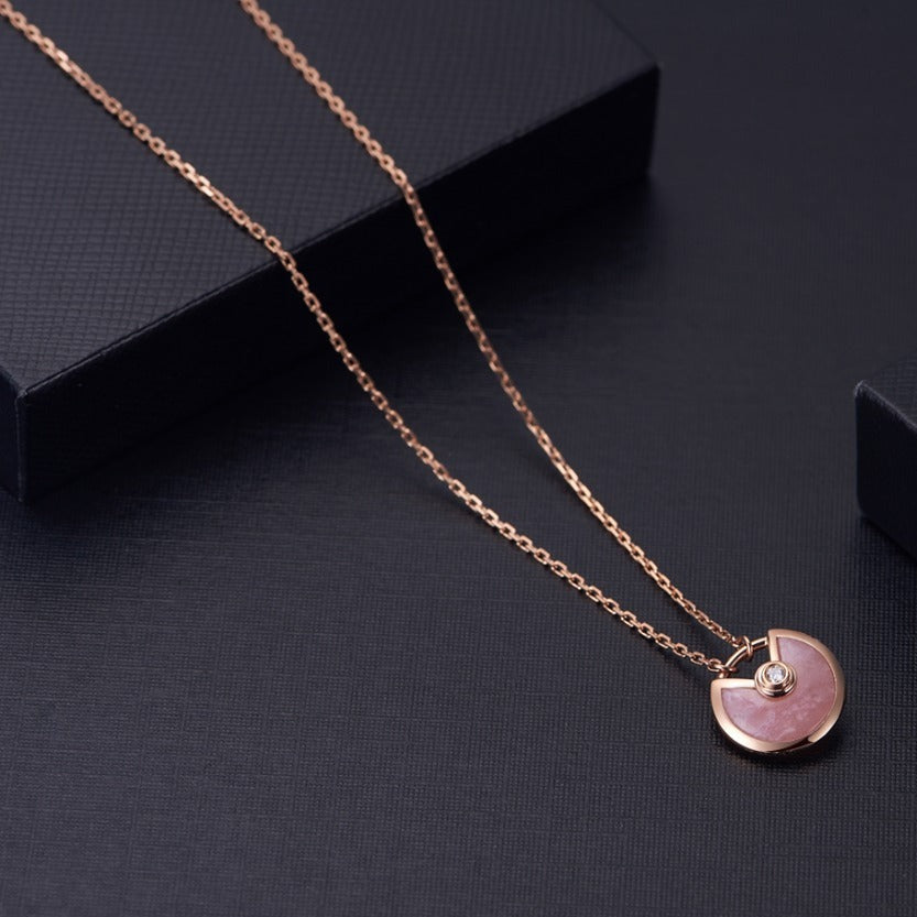 ??MIRA?¡¥AMULETTE ROSE GOLD PINK MOP NECKLACE