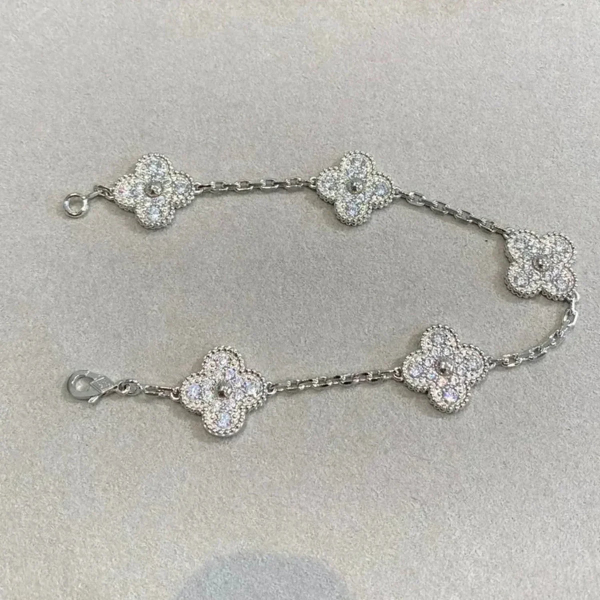 [MIRA] New  CLOVER 5 MOTIF FULL DIAMOND BRACELET COLLECTION
