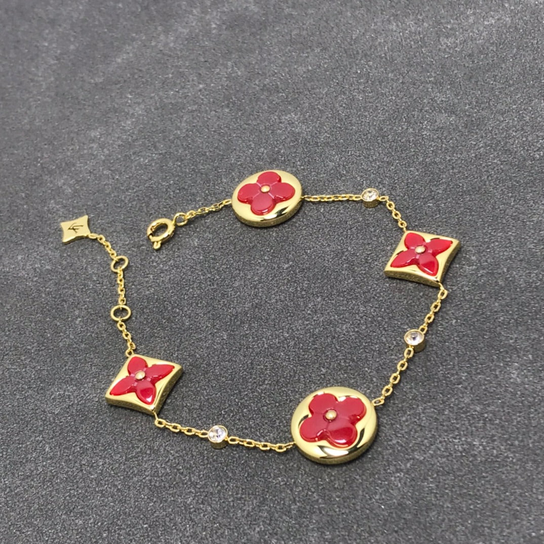 ??MIRA?¡¥STAR AND SUN CARNELIAN 4 MOTIFS 3 DIAMONDS