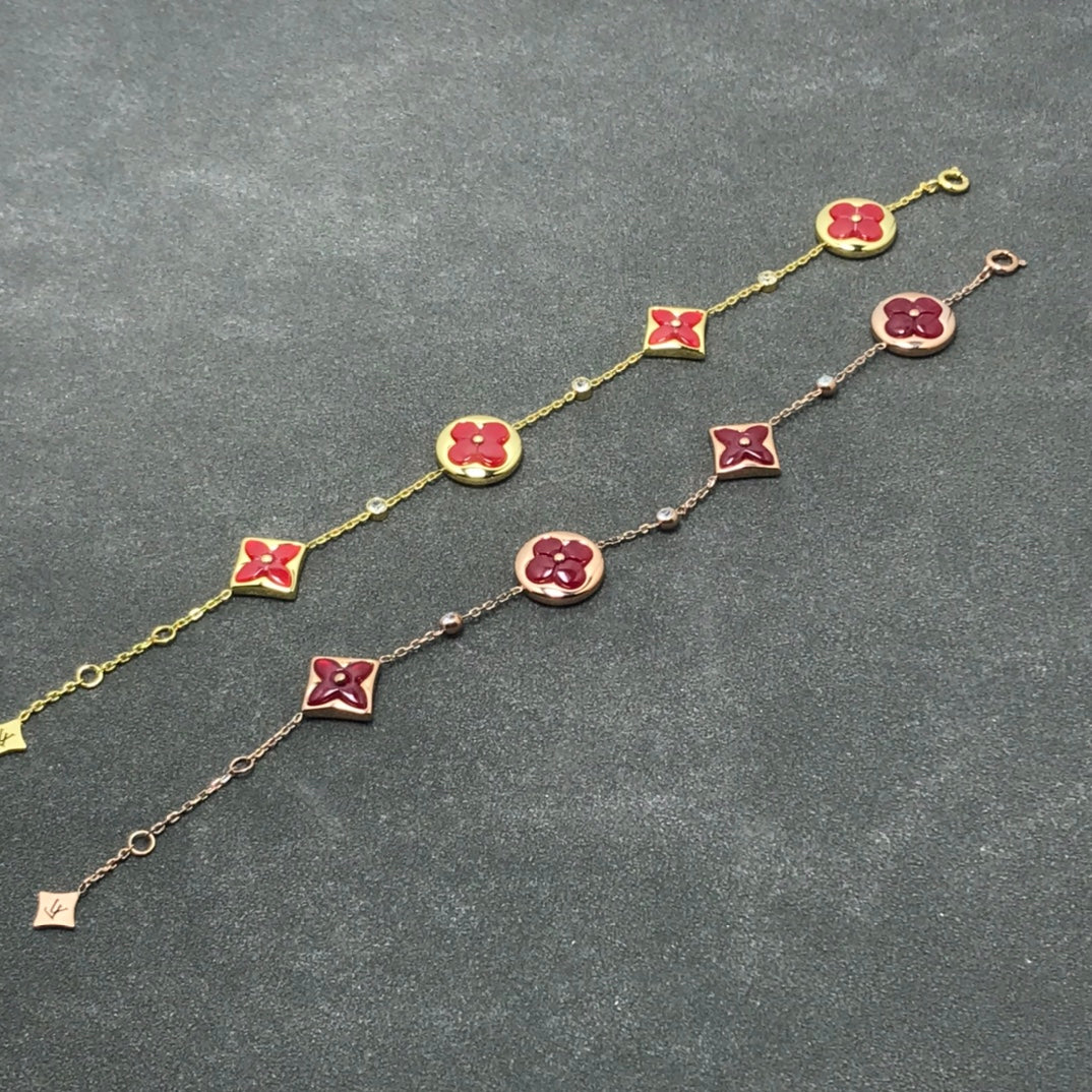??MIRA?¡¥STAR AND SUN CARNELIAN 4 MOTIFS 3 DIAMONDS