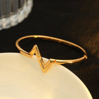 ??MIRA?¡¥VOLTE UPSITE DOWN BRACELET