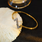 ??MIRA?¡¥VOLTE UPSITE DOWN GOLD DIAMOND BRACELET