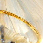 ??MIRA?¡¥VOLTE UPSITE DOWN GOLD DIAMOND BRACELET