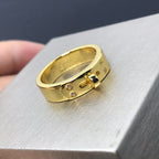 ??MIRA?¡¥KELLY MEDIUM RING