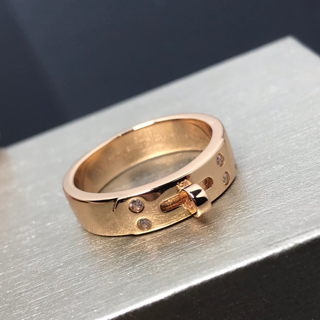 ??MIRA?¡¥KELLY MEDIUM RING