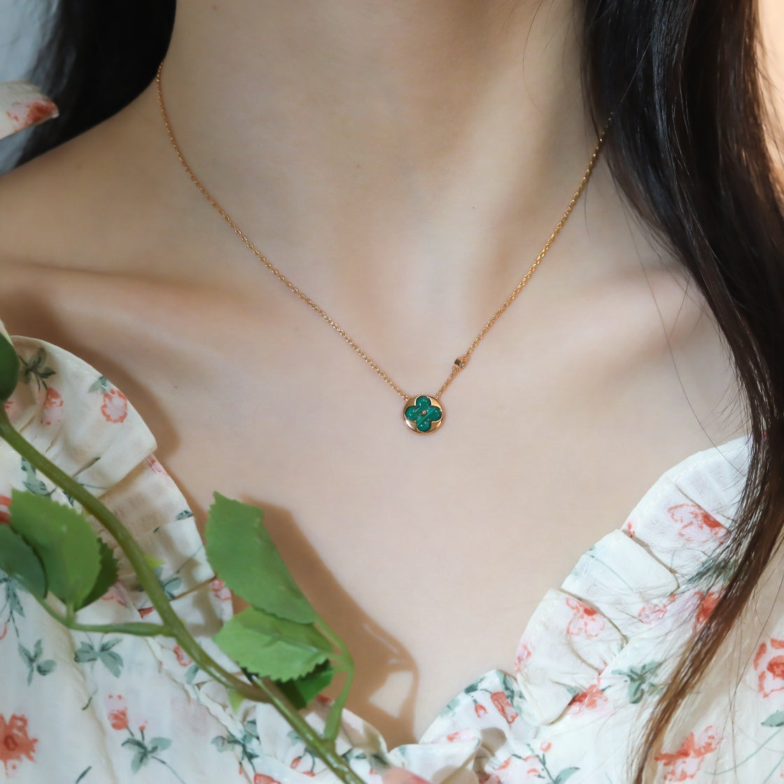 ??MIRA?¡¥SUN PEDANT PINK GOLD 1 DIAMOND NECKLACE