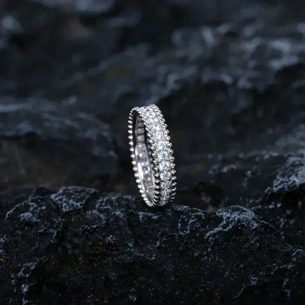 ??MIRA?¡¥PERLEE DIAMOND SILVER RING
