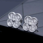 ??MIRA?¡¥CLOVER 1 MOTIFS DIAMOND STUD EARRINGS SILVER