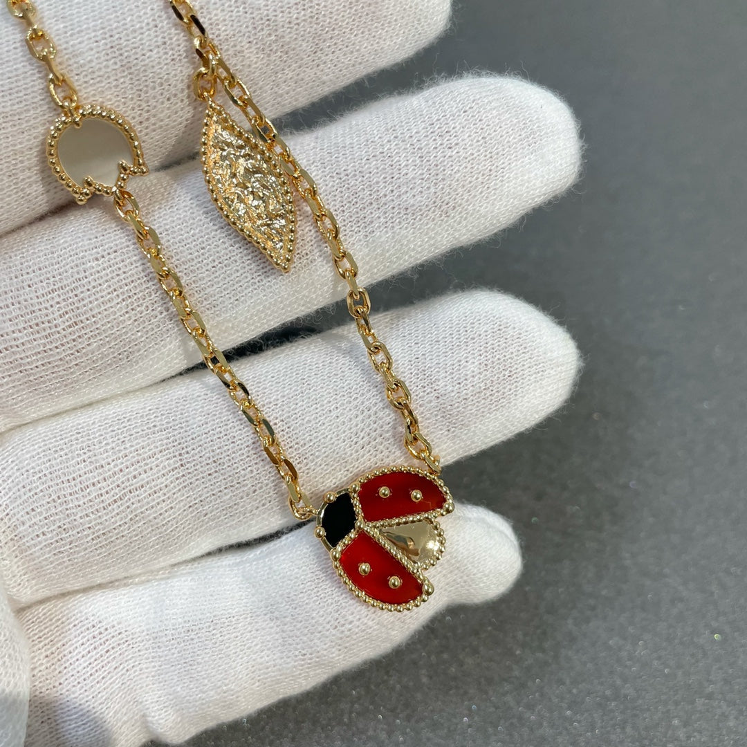 ??MIRA?¡¥LUCKY SPRING 15 MOTIFS GOLD NECKLACE