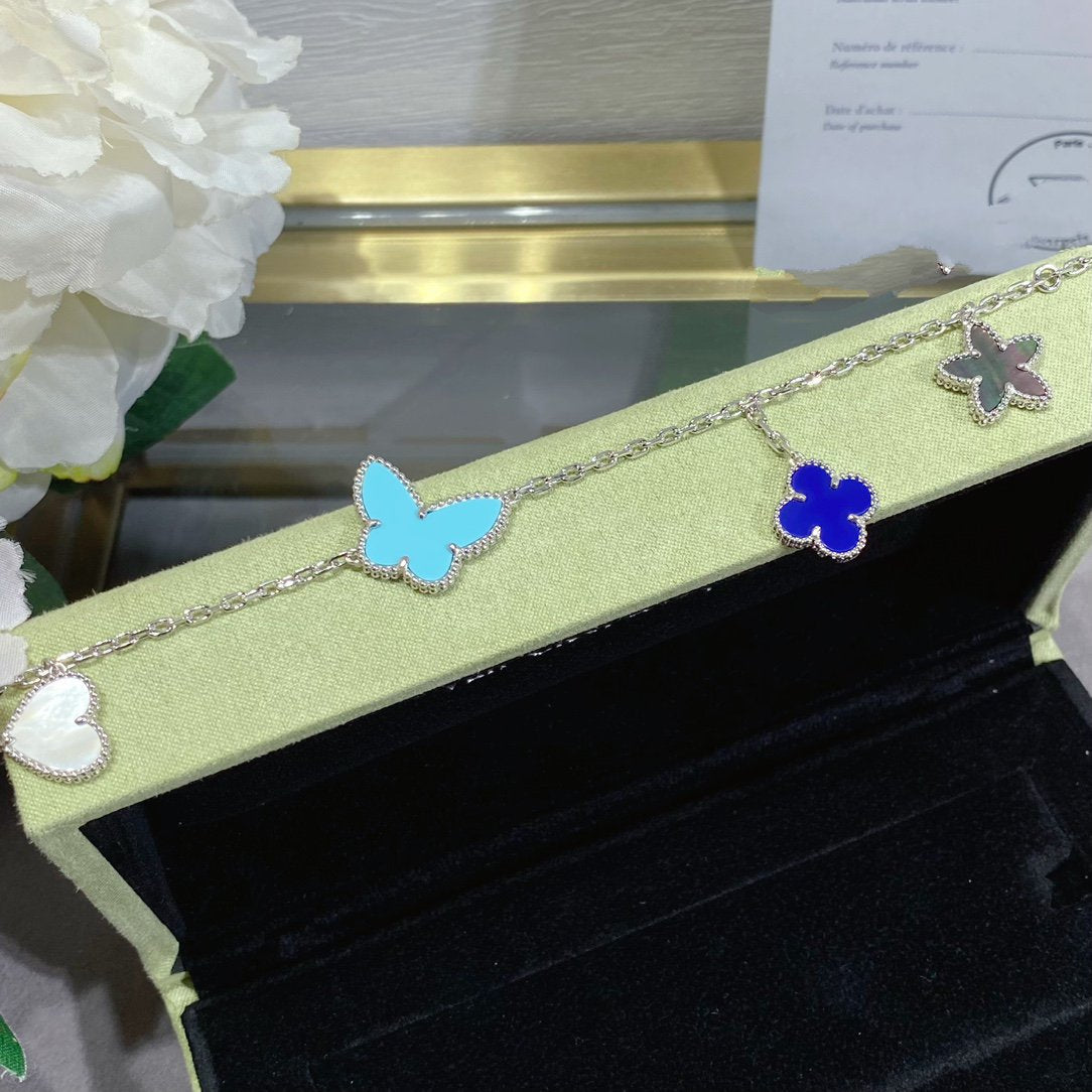 ??MIRA?¡¥LUCKY SPRING SILVER BRACELET 4 MOTIF