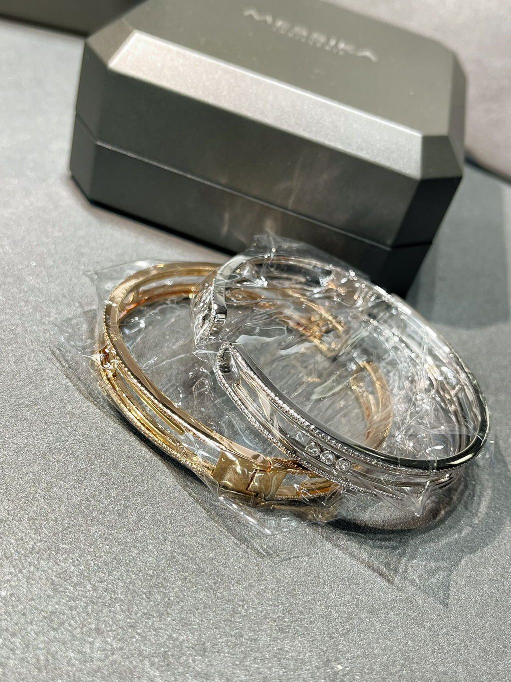 [MIRA] MOVE 10TH PAVED DIAMOND BRACELET