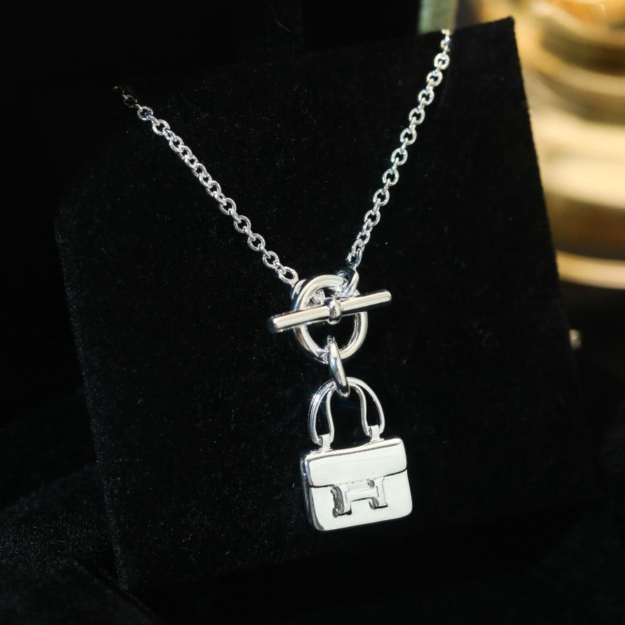 ??MIRA?¡¥POP H PEDANT SILVER NECKLACE
