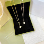 ??MIRA?¡¥CLOVER MINI 9.5MM WHITE MOTHER-OF-PEARL NECKLACE