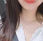 ??MIRA?¡¥CLOVER MINI 9.5MM WHITE MOTHER-OF-PEARL NECKLACE