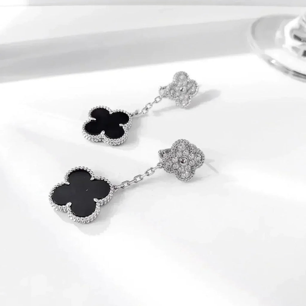??MIRA?¡¥CLOVER 2 MOTIFS  DIAMOND ONYX EARRINGS SILVER
