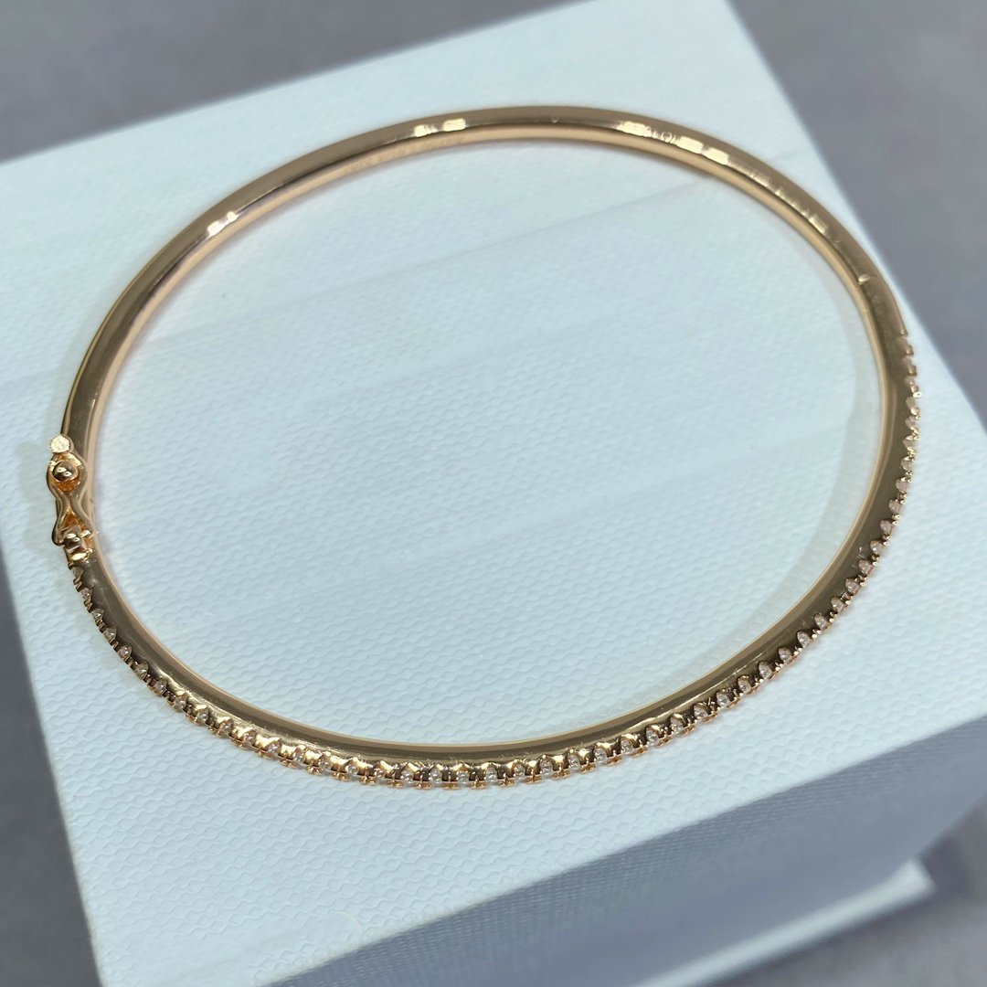 ??MIRA?¡¥MINI DIAMOND TENNIS BRACELET