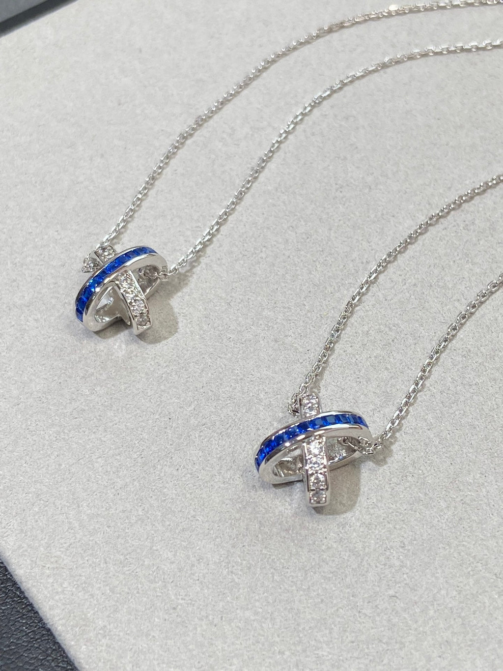 ??MIRA?¡¥LIENS DIAMOND SILVER NECKLACE