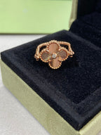 ??MIRA?¡¥CLOVER RIVERSIBLE ROSE GOLD RING