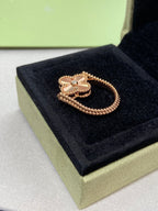 ??MIRA?¡¥CLOVER RIVERSIBLE ROSE GOLD RING