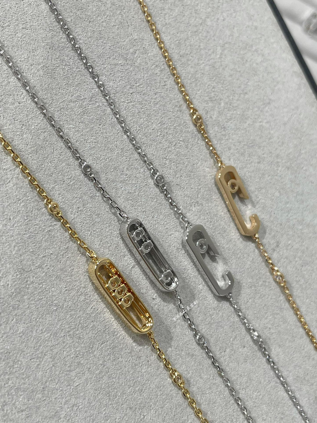 [MIRA] BABY MOVE DIAMOND BRACELET