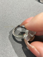 ??MIRA?¡¥CLOVER SILVER MOP DIAMOND RING