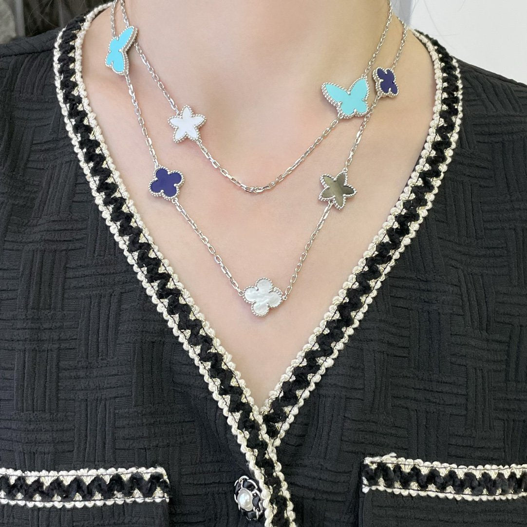 ??MIRA?¡¥LUCKY CLOVER SILVER 11 MOTIF NECKLACE